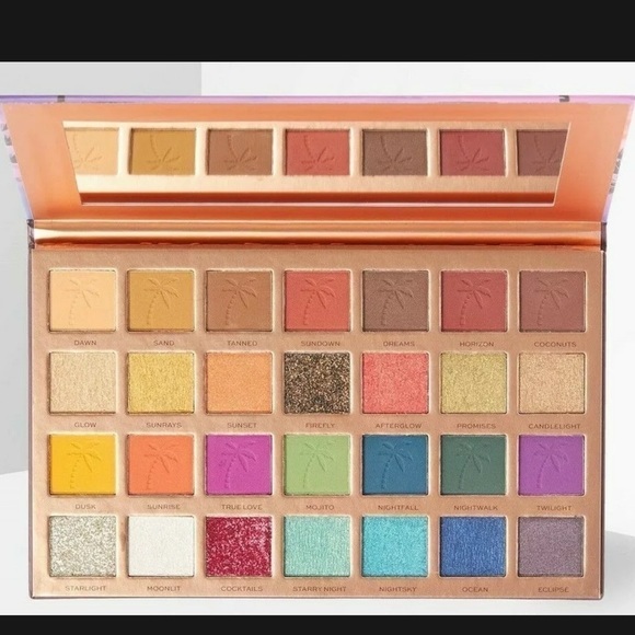 MAKEUP Revolution x Tammi Tropical Twilight - Picture 1 of 3